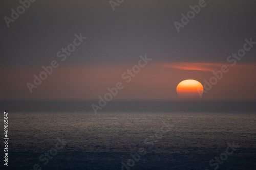 Fototapeta Naklejka Na Ścianę i Meble -  sunset at the ocean