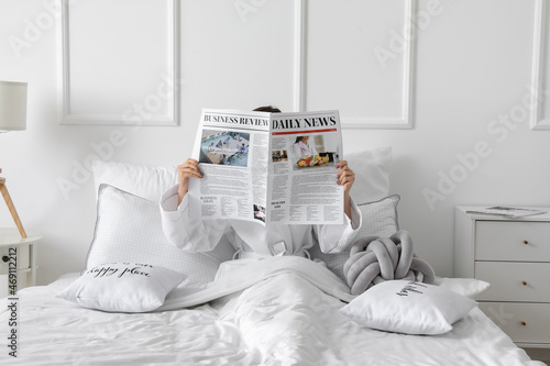 Morning of young woman read...