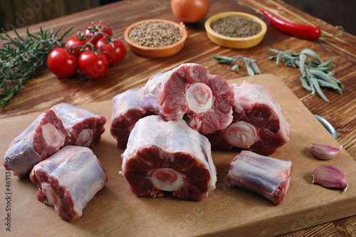 coda di manzo cruda