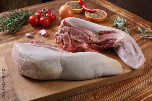 lingua di manzo cruda