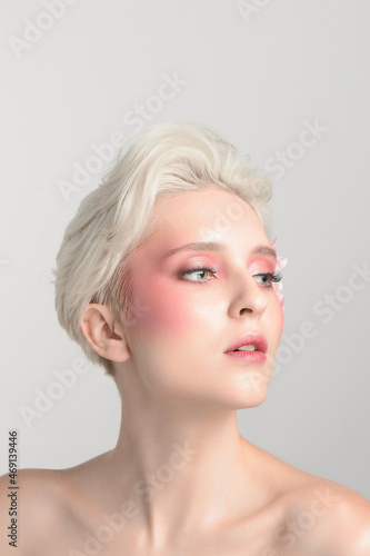 Face woman blonde hair naturalmake up  clear skin. Beauty portret