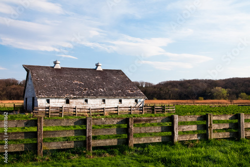 Barn near Starved Rock State Park. Ottawa, IL..IL-090426-0040