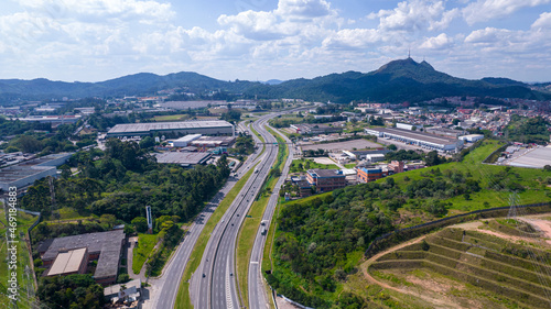 Pico do Jaraguá in Osasco, São Paulo, Brazil. Highest point in the city of São Paulo. With the Bandeirantes highway © Pedro