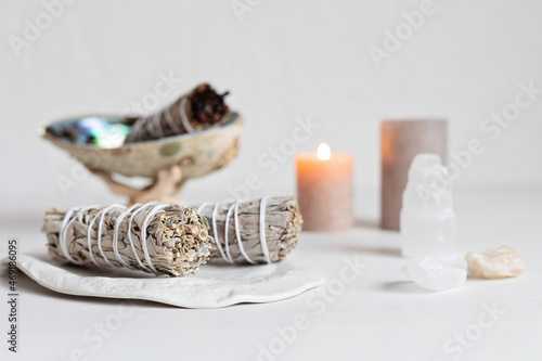 Obraz na plátně Smudge kit with white sage stick, abalone sea shell