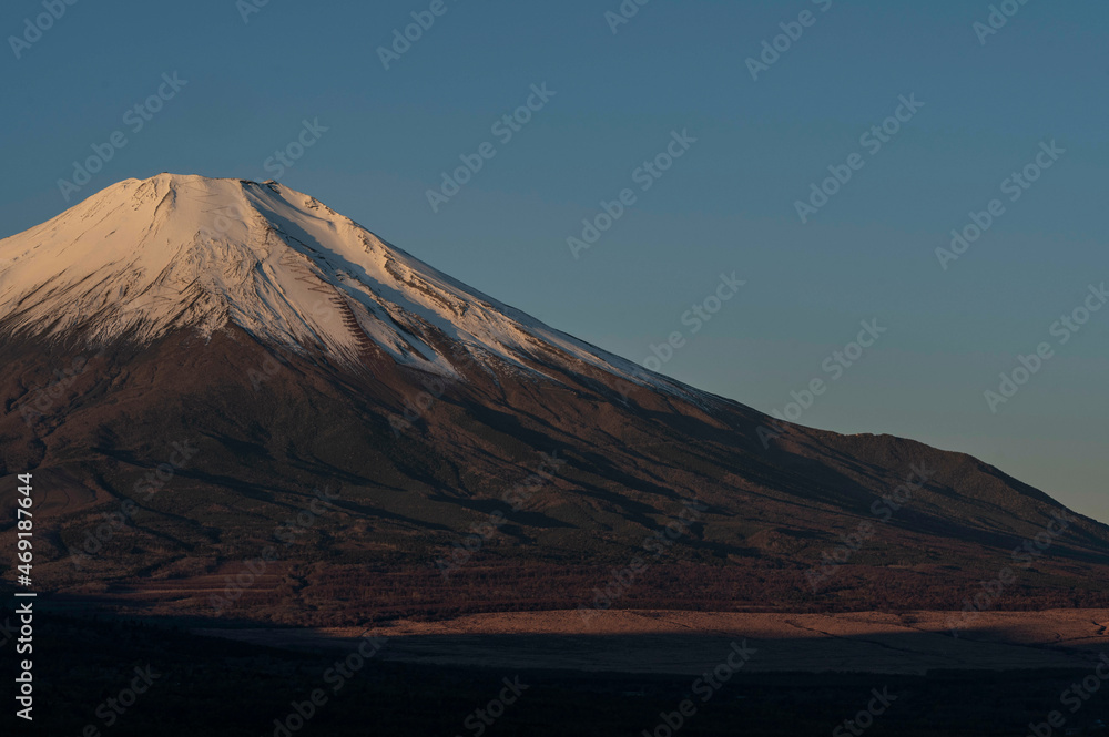 Fototapeta premium 朝焼けのふじ