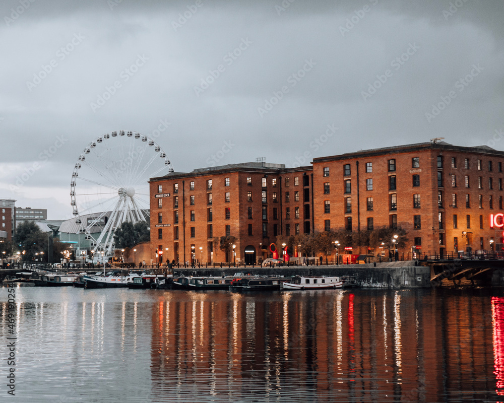 Obraz premium Liverpool docks