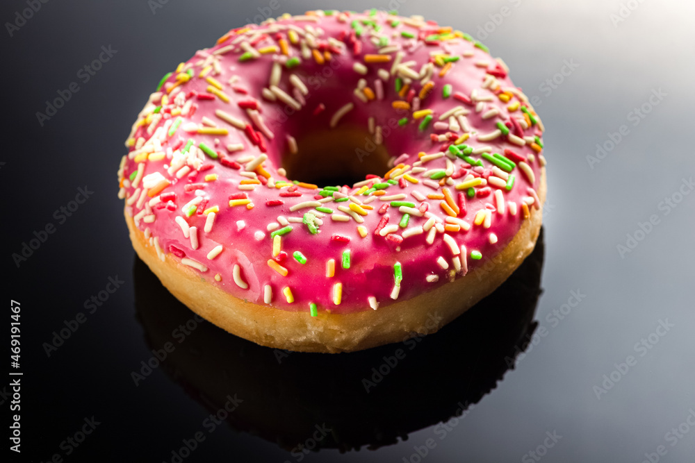 donut with pink cream, on a black background, on the mirror, side view, пончик с розовым кремом, на черном фоне, на зеркале, вид сбоку donut with pink cream, on a black background, on the mirror, side view, пончик с розовым кремом, на черном фоне, на зеркале, вид сбоку