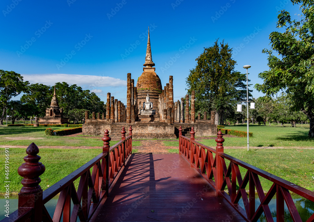 Naklejka premium Historical Towns, Temples and Ancient Ruins in Thailand