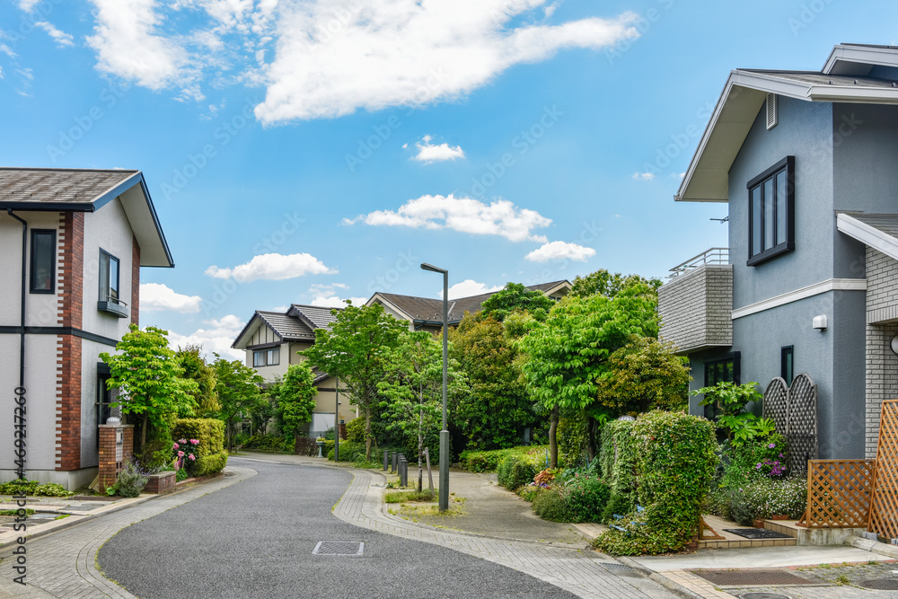 日本の住宅地 Japan's residential area. 日本の住宅地 Japan's residential area.