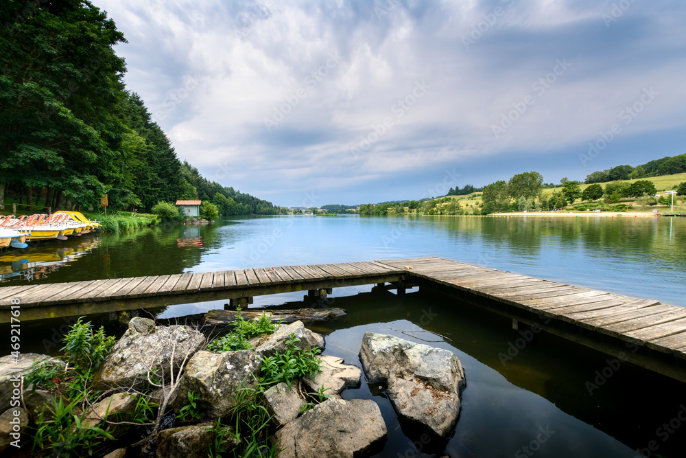 Fototapeta premium Le Lac des Sapins, Cublize