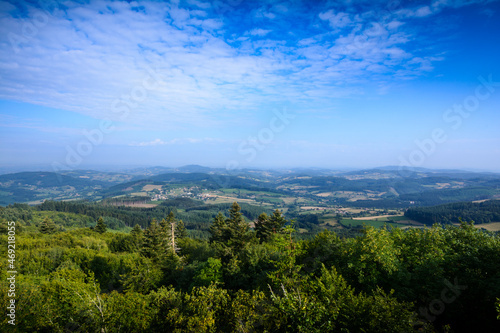 Vue panoramique depuis la Roche d'Ajoux, Beaujolais