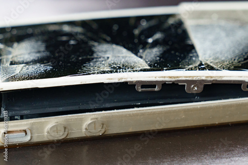 Battery swelling: damage to the back cover of the phone, the display