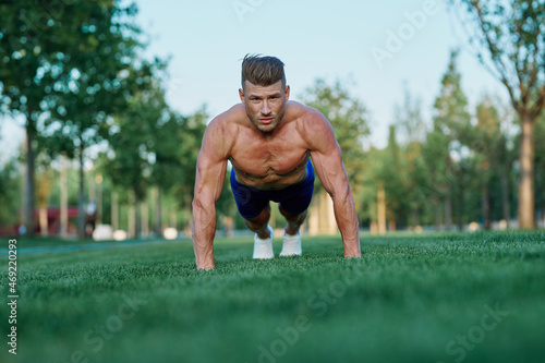sports man athletic workout exercise motivation fitness