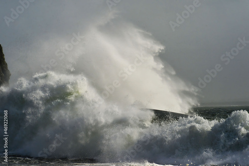 Spectacular surf at Cape Disappointment State Park