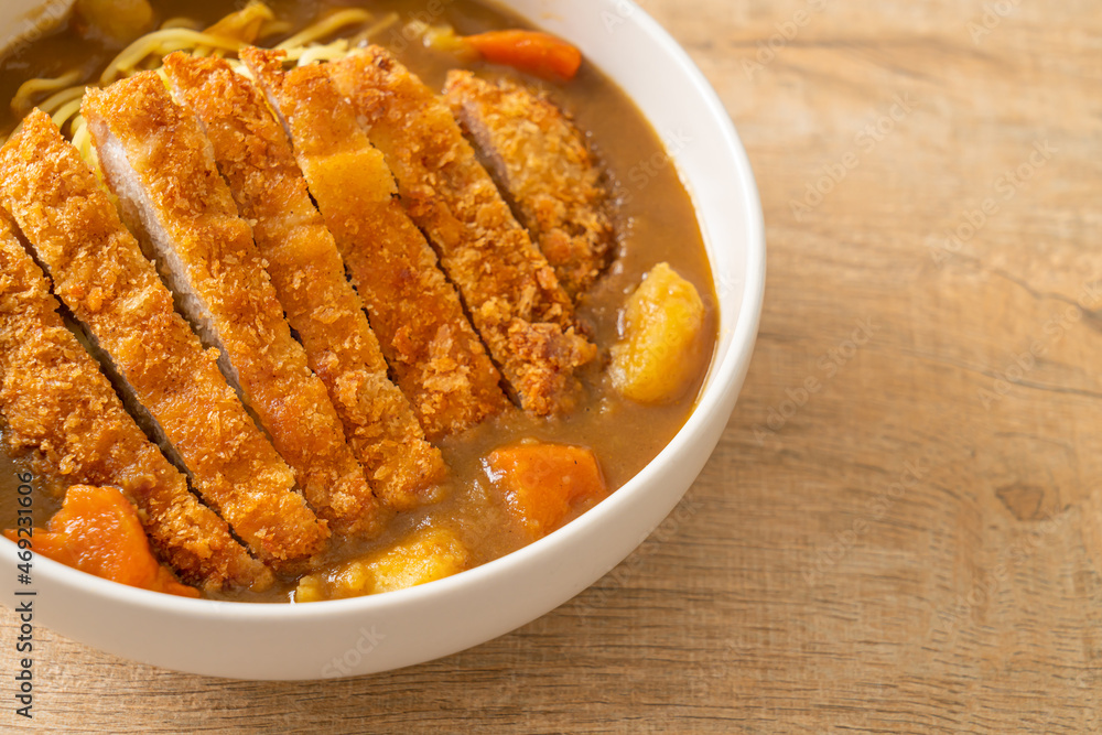 curry ramen noodles with tonkatsu fried pork cutlet curry ramen noodles with tonkatsu fried pork cutlet