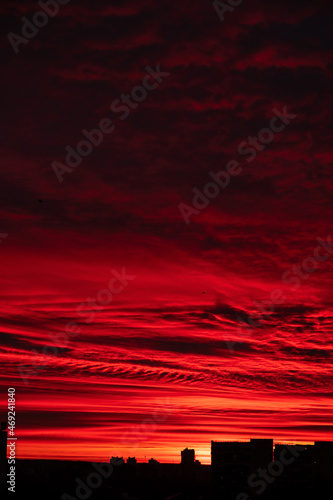 Foto city sunrise close up red sky