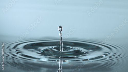 Water splash isolated on li...