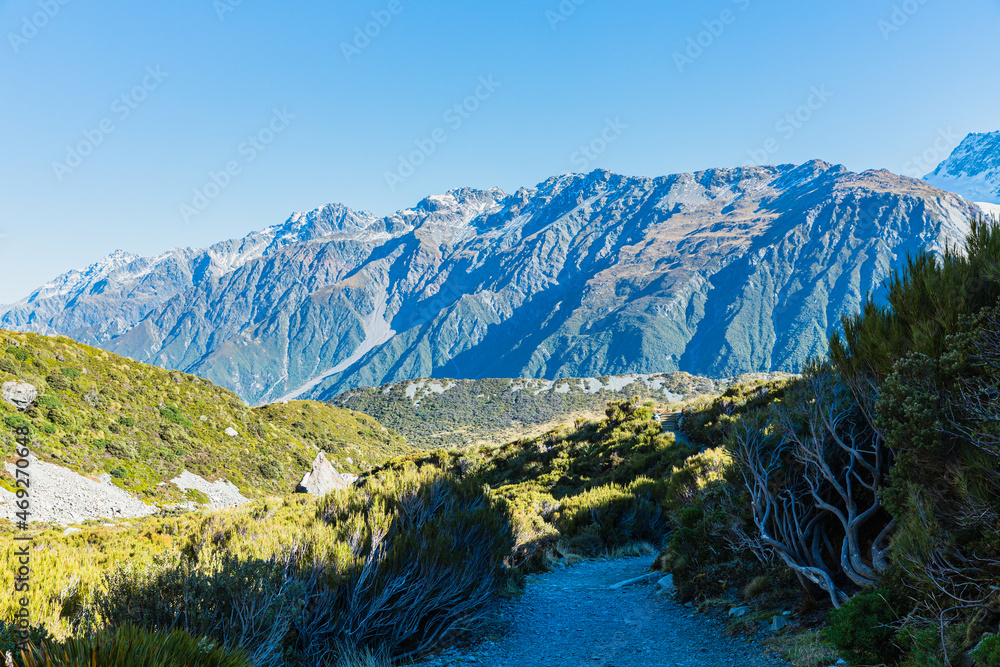 ニュージーランド　アオラキ・マウント・クック国立公園のフッカー・バレー・トラックのトレッキングコースから見える風景