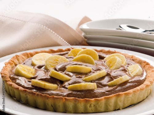 Pastelería, tarta de chocolate y plátano. Pastry, chocolate and banana cake.