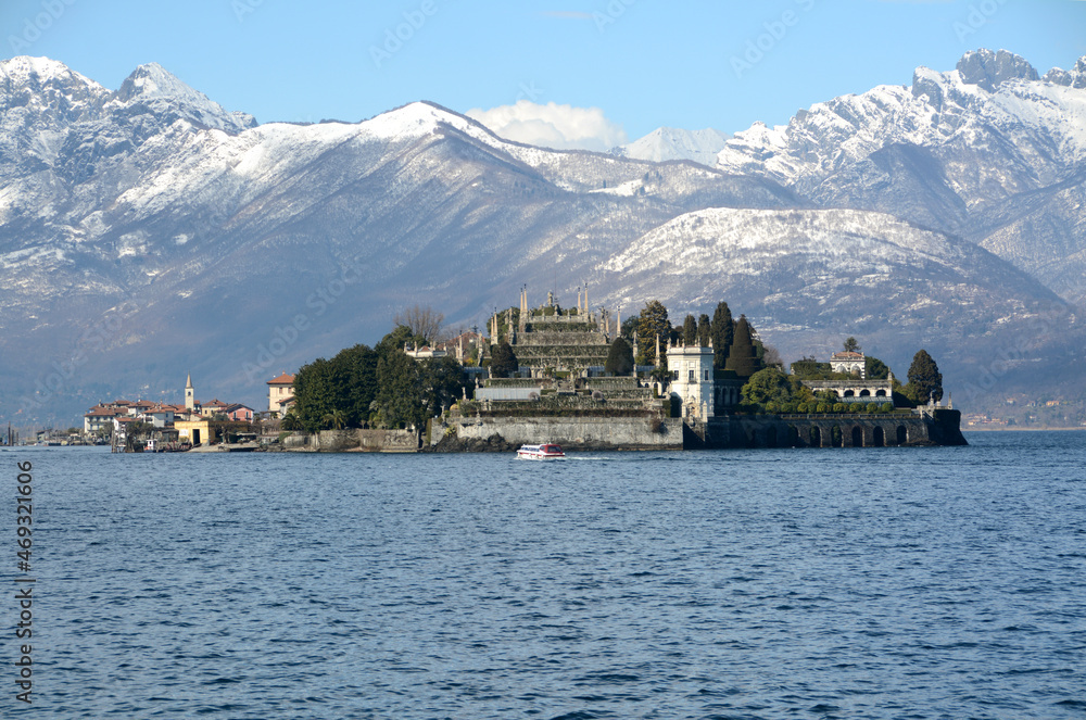Isola Bella is one of the Borromean islands of Lake Maggiore. Nearby is the island of fishermen and the mother island. All corners of paradise in front of Stresa. 
