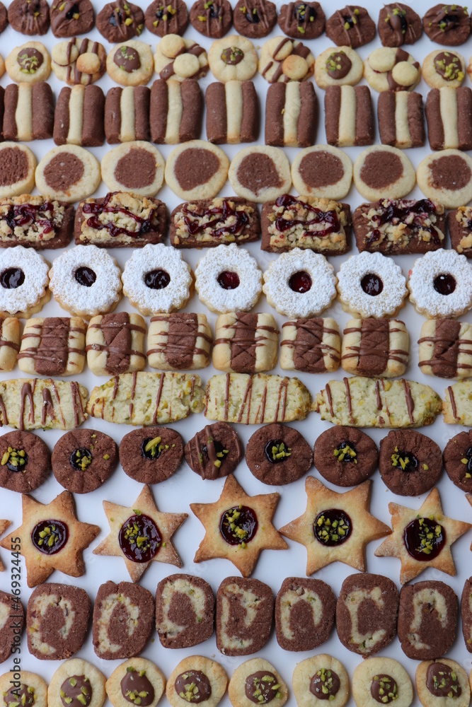 Fototapeta premium Plätzchen hausgemacht. Advenstplätzchen. Weihnachtsplätzchen.