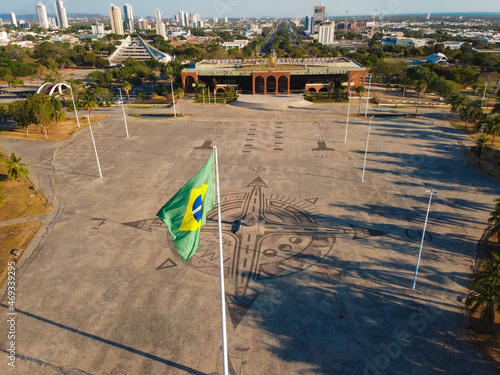 Praça dos Girassóis - Palácio Araguaia @cliqueicommathias photo