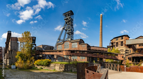 Obraz na płótnie Lower Vítkovice - Hlubina Mining Tower w salonie