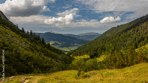 Landschaft im Kleinwalsertal - Österreich