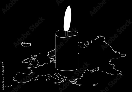 Apagón energético o eléctrico en Europa en blanco y negro. Crisis energética. Mapa de Europa a oscuras con velas encencidas