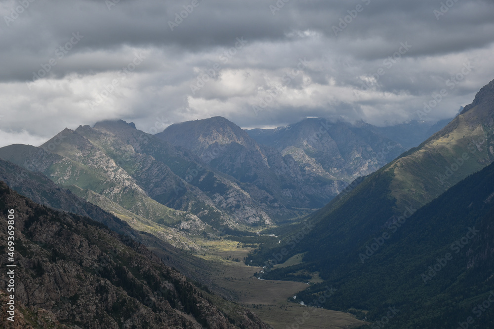 Fototapeta premium landscape with mountains