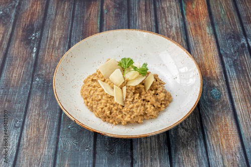Mushroom risotto, the risotto that has been most exported to the rest of the world, since mushroom risotto is easy and quick to prepare and does not require great culinary knowledge.