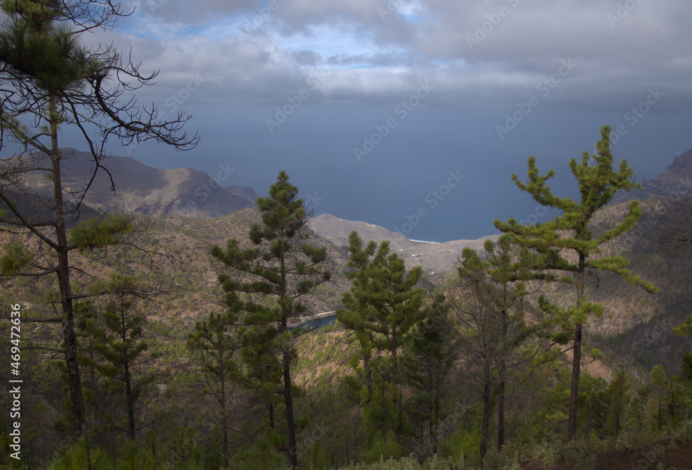 Gran Canaria, landscape of the central montainous part of the island, Las Cumbres, ie The Summits,
hiking route to Altavista, aboriginal name Azaenegue, mountain in Artenara municipality 

