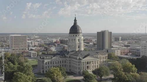 architecture, city, building, travel, landmark, cityscape, skyline, sky, tourism, panorama, view, urban, tower, Statehouse, Kansas, Capitol