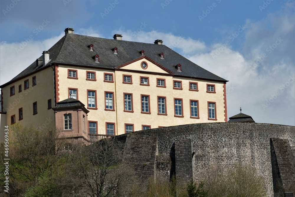 Schloss Malberg in der Südeifel