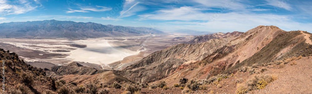 Great view from Dante's View over the Badwater Basin, Death Valley