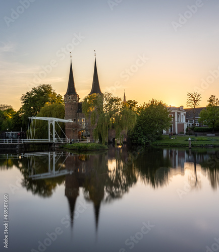 Delft Oostpoort: A Historic Gateway at Sunset