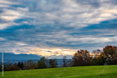 Sonnenaufgang, Herbst, Winter, Morgentau, Raureif, Wolken, Morgenrot, Peißenberg, Oberbayern, Bayern