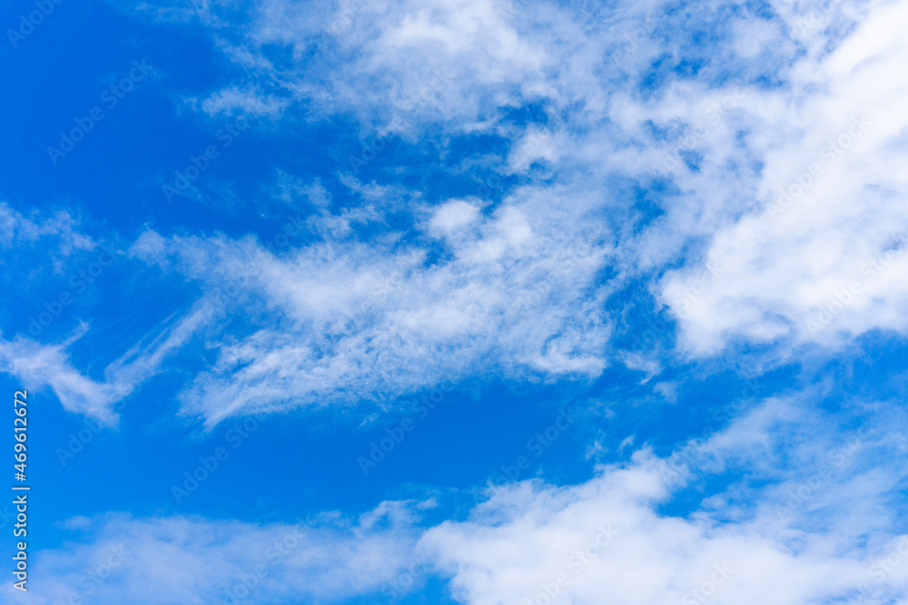 鮮やかな青空と白い雲_k_07 鮮やかな青空と白い雲_k_07