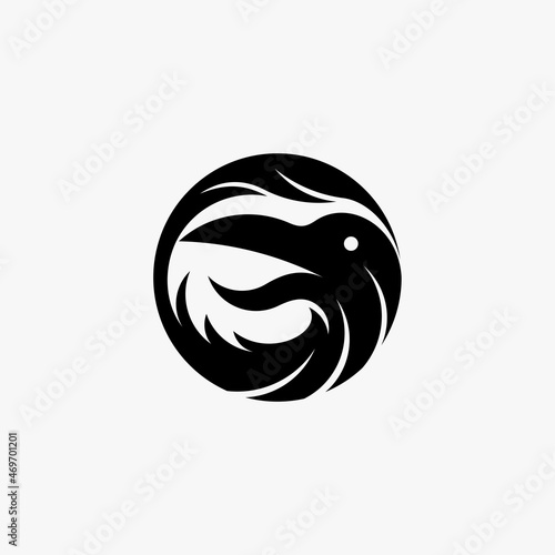 simple crow logo. vector illustration for business logo or icon