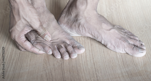 The feet and toes of the person showing the symptoms are problematic.