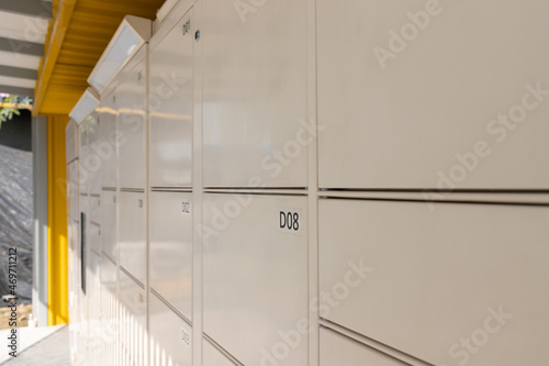 smart locker. electronic steel parcel locker, automatic mailboxes.