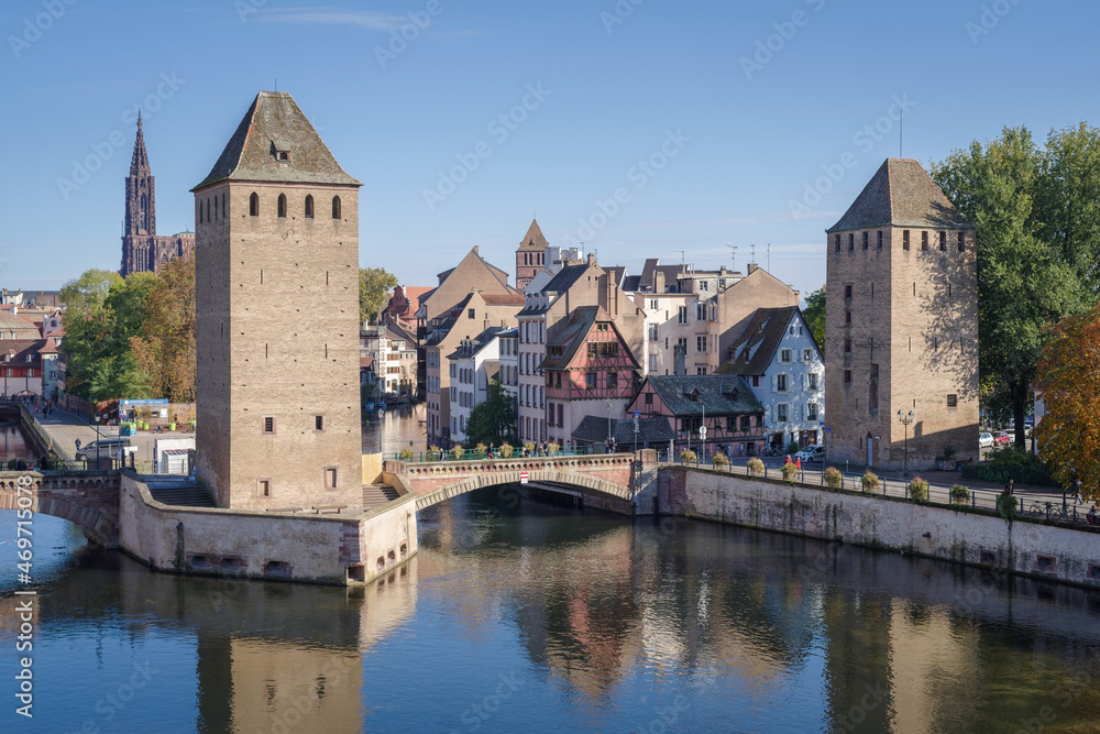 France, Alsace, View of Strasbourg old town cityscape from Barrage Vauban promenade