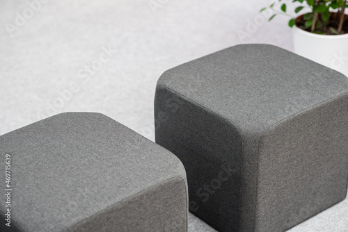 Fotografía Gray fabric poufs, cube-shaped furniture
