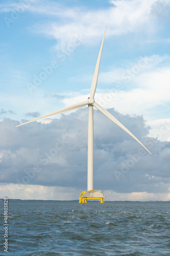 Offshore Windkraftanlage von Siemens Gamesa photo