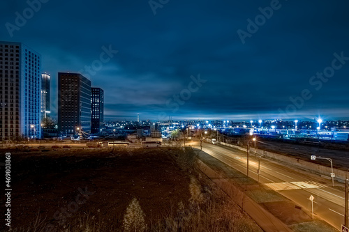 treet photo. urban night landscape