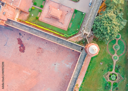 Obraz na plátne The Badshahi Mosque is a Mughal-era congregational mosque in Lahore, capital of the Pakistani province of Punjab, Pakistan