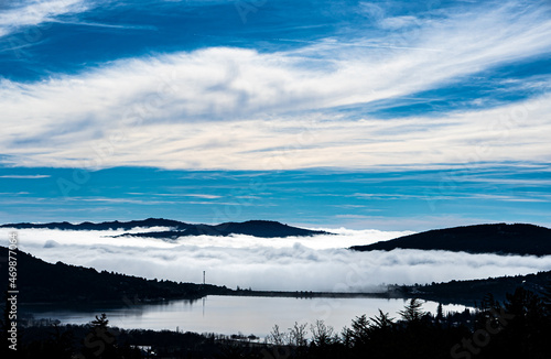 Pantano de agua, pantano de nubes