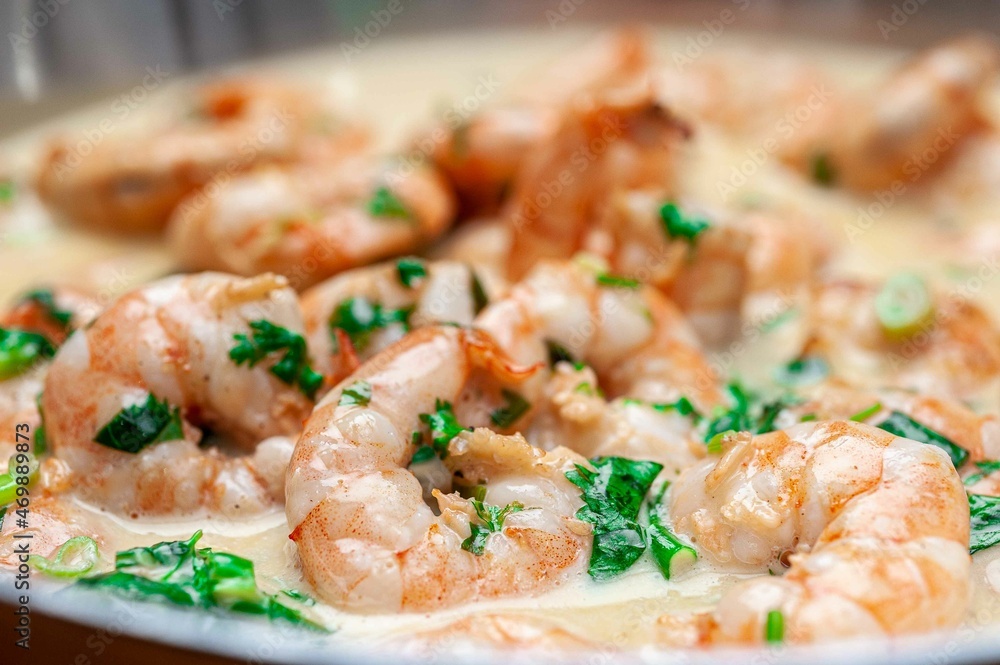 shrimp with fresh cream and cilantro shrimp with fresh cream and cilantro
