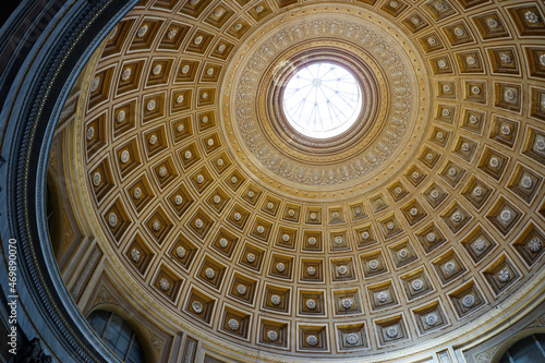 dome of the pantheon city