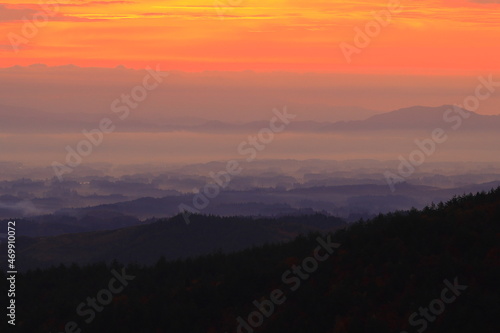 Wallpaper Mural 岩手県奥州市　夜明けの奥州湖 Torontodigital.ca